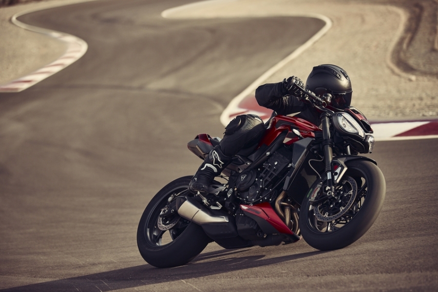 Street Triple RS_MY23_44790_ML.jpg