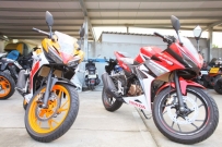 進口小玩家HONDA CBR150R 現車交付